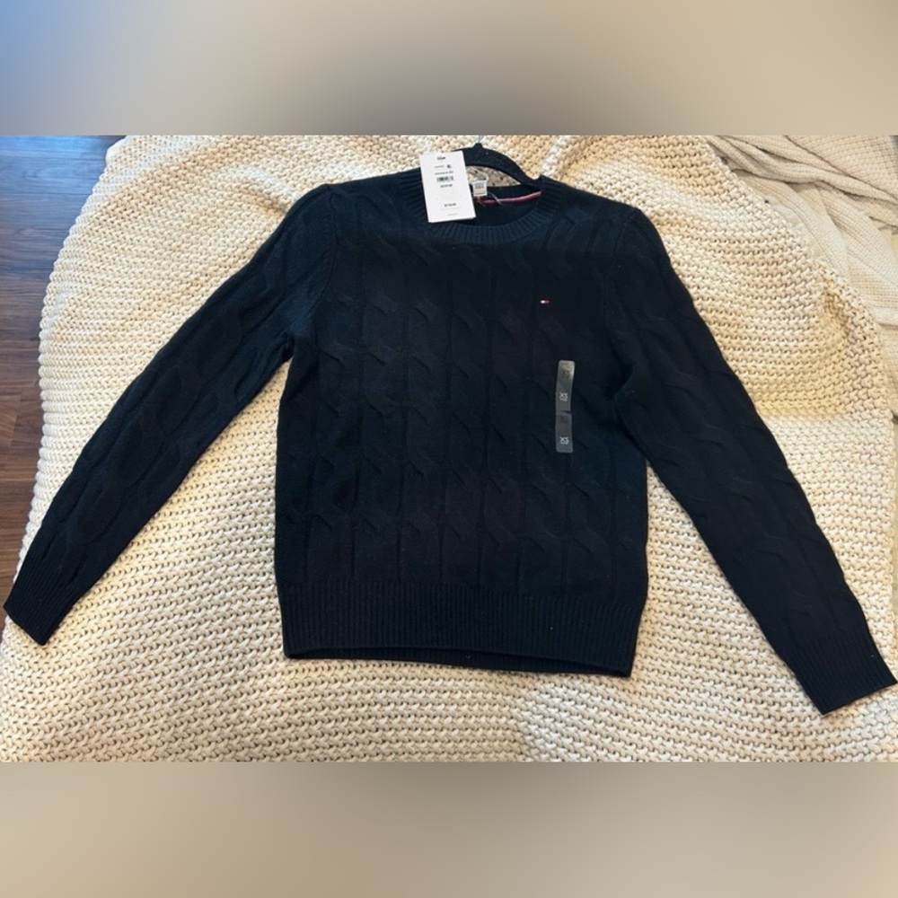 Tommy Hilfiger Women’s Cable  Knit Crew Neck Sweater - Black